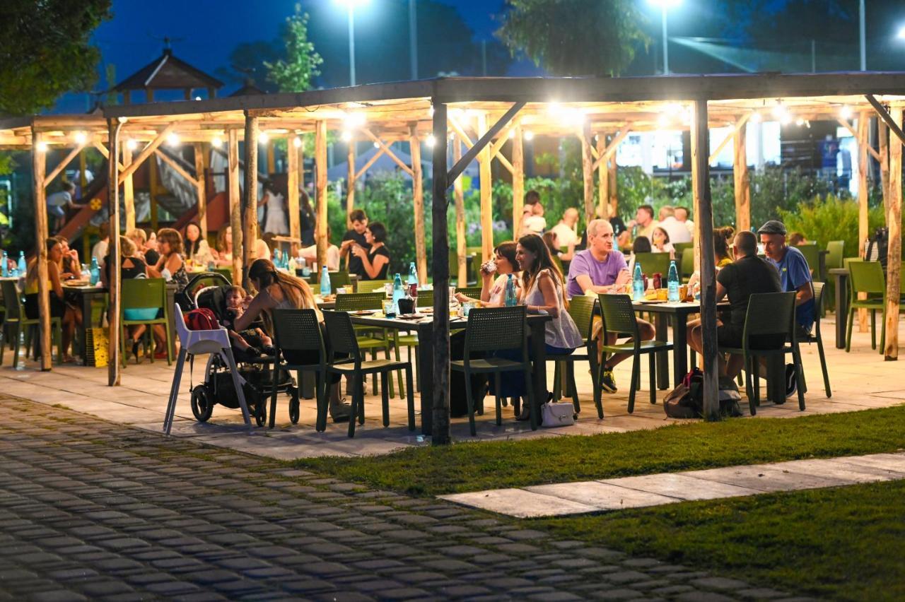 Moretti Village - Sophie Rooms Country House Civitanova Marche Exterior foto